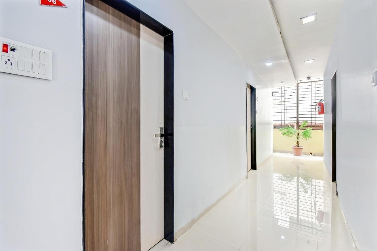 Oyo 61308 Hotel Rw International Hingoli 외부 사진